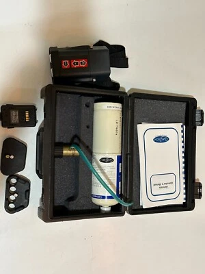 Monitor Thermo Gas Tech Gastech Genesis Multigas con accesorios y manuales Foto 1 de 4