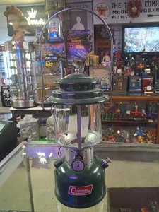 Coleman Lantern Model 220F 12/71 Camping Dual Mantel Fire ๐ฅ FREE SHIPPING ๐ฅ - Picture 1 of 23
