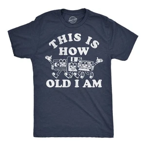 Camisetas divertidas para hombre This Is How Old I Am Sarcastic tecnología retro gráfica - Imagen 1 de 7