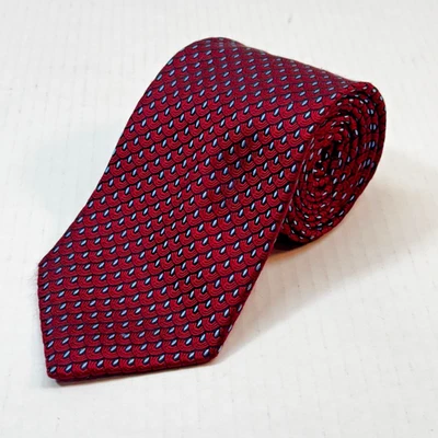 Jos A Bank Signature Collection LONG RED Geometric 100% Silk Tie 63.5 x 3.5 - Image 1 of 4