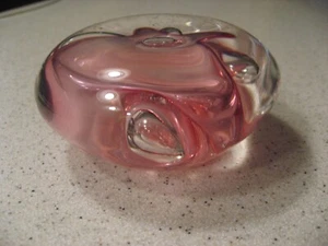 Rollin Karg Controlled Bubbles rosa mundgeblasener Glas Briefbeschwerer signiert Karg - Bild 1 von 6