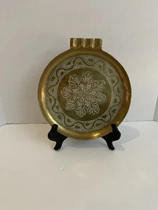 Posacenere turco in ottone Solimano Ankara Dondurmaci 8 1/2” usato - Foto 1 di 8