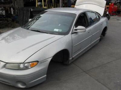 Eje derecho Pontiac Grand Prix 97 98 99 Foto 1 de 4