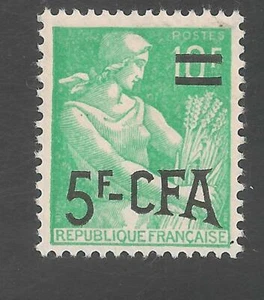 Reunion #338 (A336b) VF MINT VLH - 1963 5fr on 10c Farm Women - Picture 1 of 1