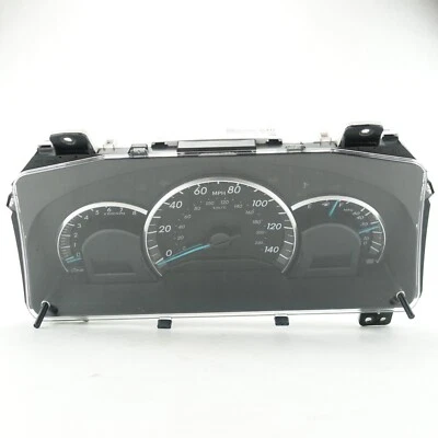 Damage 2012 Toyota Camry Speedometer Instrument Cluster Gauges - Image 1 of 4