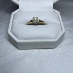 14K Gold Pearl Ring - vintage- Pre Owned - Picture 1 of 4
