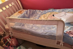 Dreambaby Collapsible Travel Children's Metal Bed Guard White Sturdy Design - Picture 1 of 7