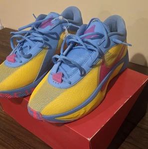 Nike Giannis Freak 10 M Schuhe Blau Gelb Rot Candy Funhouse Sneaker Neu - Bild 1 von 5