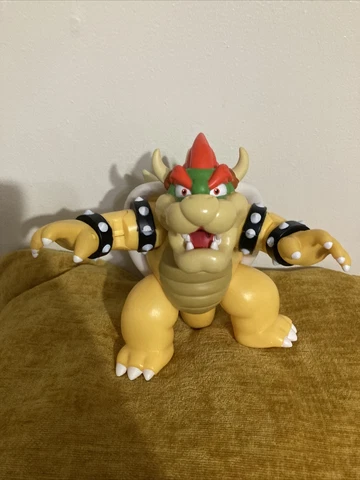 2014 Jakks 6" World Of Nintendo Super Mario Bros. Bowser Figure Cover