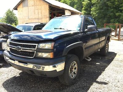 Condenser CHEVY SILVERADO 1500 99 00 01 02 03 04 05 06 07 08 09 10 11 12 13 - Image 1 of 4