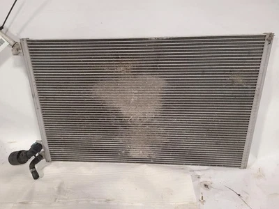 Soporte de radiador delantero Intercooler 2,0 L montado para 17-20 F-PACE 2124680 Foto 1 de 4