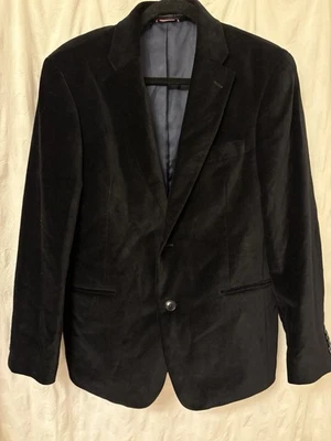 Blazer Tommy Hilfiger Hombre Terciopelo Negro Jet Talla 36 Regular. Falta 1 botón. Foto 1 de 4