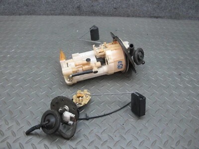 🥇04-06 LEXUS UCF30L LS430 BOMBA DE COMBUSTIBLE SENSOR DE NIVEL UNIDAD DE ENVÍO CONJUNTO DE 2 OEM Foto 1 de 4