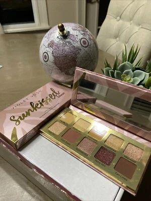 NUEVA Paleta de Sombras de Ojos Violet Voss Sunkissed Summer Pro Series Foto 1 de 4