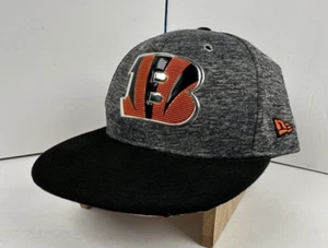 Cincinnati Bengals New Era 9FIFTY Snapback NFL Shield Hat - Underbill Graphic - Picture 1 of 7
