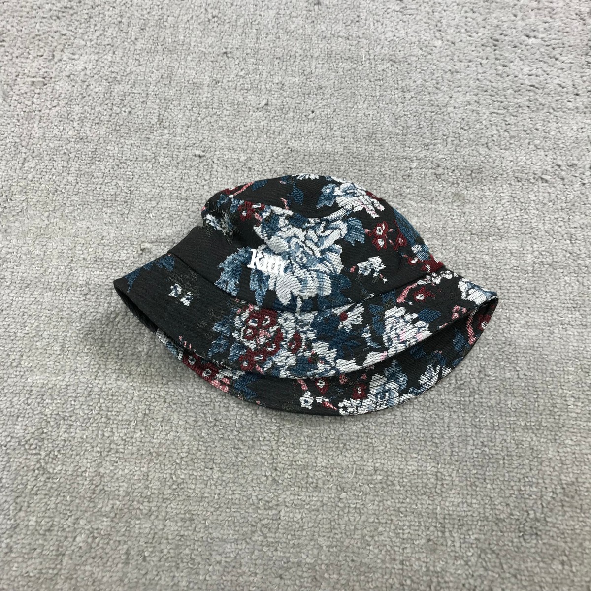 Kさん　KITH SS21 FLORAL BUCKET HAT KITH SS21 FLORAL BUCKET HAT