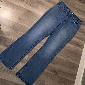 Pantalones de mezclilla Lee para mujer corte curvilíneo talla 12 medianos - Imagen 1 de 12