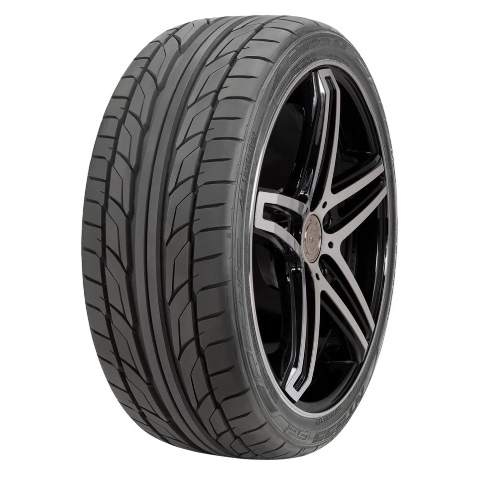 NITTO NT555 G2 285/40ZR18XL 105W (Quantity of 1) Foto 1 de 4