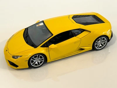 Bburago 2014 Lamborghini Huracan LP 610-4 Diecast Model Car YELLOW 1:18 Scale - Image 1 of 4