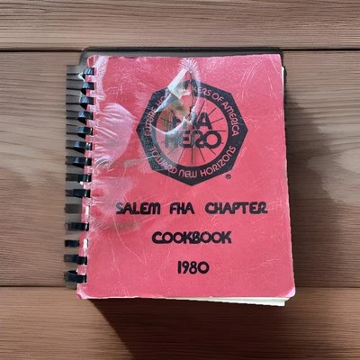 Salem South Dakota SD Future Homemaker America Cook Book High School FHA Chapter Foto 1 de 4