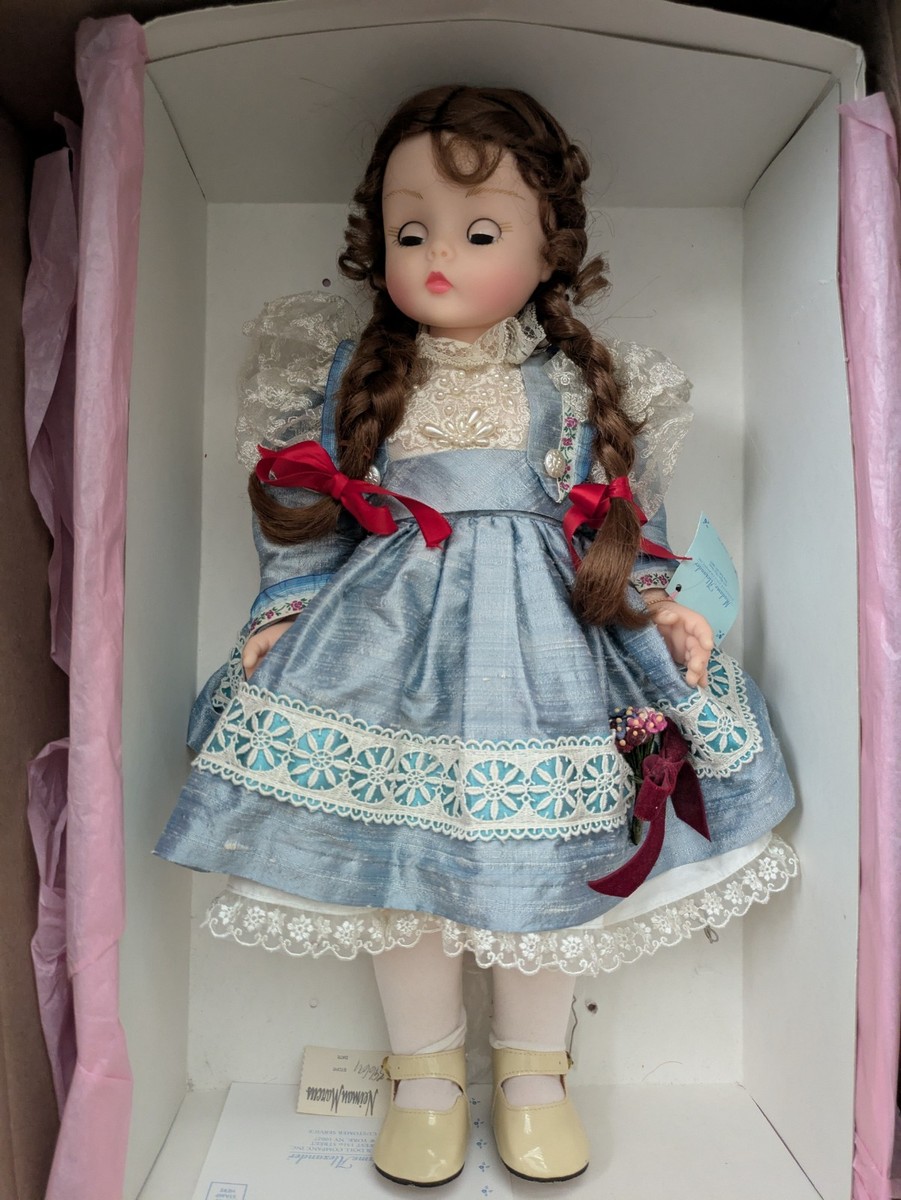 Madame Alexander Kelly In Vintage Madame Alexander Dolls