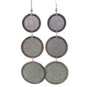 Orecchini lunghi tono argento con glitter ROUND - Imagen 1 de 1