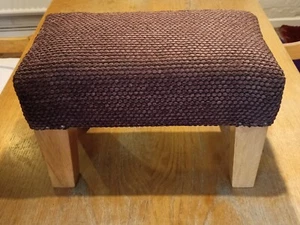 Modern Footstool with solid beech legs and Designers Guild upholstery - Picture 1 of 3