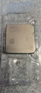 AMD FX-6100 Black Edition Socket AM3+ (FD6100WMW6KGU) Six Core CPU 3.3GHz - Picture 1 of 1