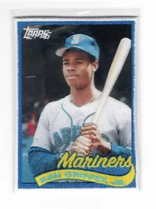 Ken Griffey Jr 2020 Topps Actualización Caja Topper 1989 Parche de tela Tarjeta RC Marineros - Imagen 1 de 1