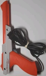 Nintendo NES Orange Zapper 1985 vintage - NES-005 - PROBADO - Imagen 1 de 21