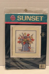 Vintage Sunset Country Tulpen Kreuzstich-Set #13523 neu versiegelt neu aus altem Lagerbestand - Bild 1 von 6