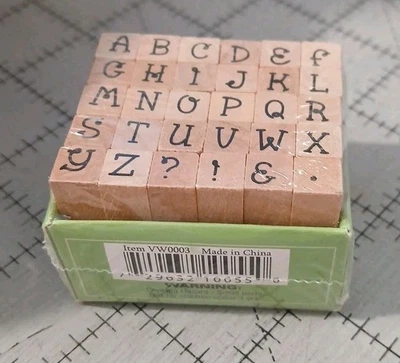 Набор из 30 марок с алфавитом Studio G - Изображение 1 из 3