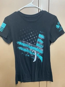 Camicia stile Grunt donna nera grande manica corta maglietta bandiera cancro al seno club - Foto 1 di 4