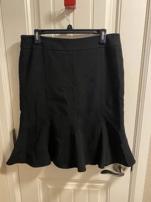 Falda Liz Claiborne AXCESS 10 Negra Elastizada Acampanada Parte Inferior Cremallera Forrada Trasera  Foto 1 de 4
