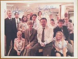 "THE OFFICE" British TV Show, The Original; Repro of CAST Signed Photo 8x10 NM - Imagen 1 de 1