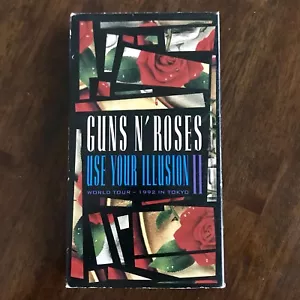 Guns N Roses VHS Use Your Illusion II World Tour 1992 TokyoVideo Axl Rose Slash - Picture 1 of 3