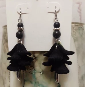 Black and Silver Dangle Earrings - Picture 1 of 2