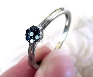 Blue Diamond Flower Ring / size 10 / 925 Sterling Silver / 0.1 ct - Picture 1 of 5