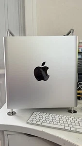 Mac Pro 2019 (7,1) 16 Core 3.2ghz 384 Go Ram 4 To SSD - 2X AMD RP Vega II 64Go - Photo 1/8