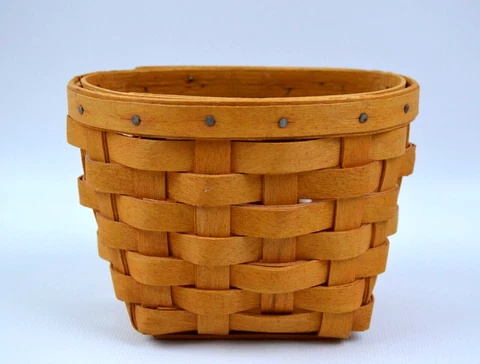 Longaberger 2000 Oregano Booking Basket With Sawtooth Hook 4.5" x 3", 3.5" Cover