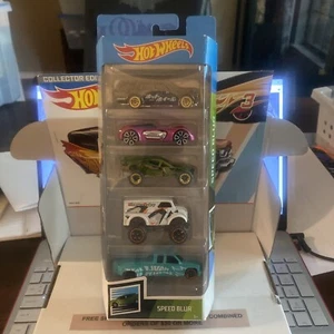 HOT WHEELS 2019 5 PACK SPEED BLUR, (FYL13) 71 DATSUN WAGON, DAIRY DELIVERY - Picture 1 of 10