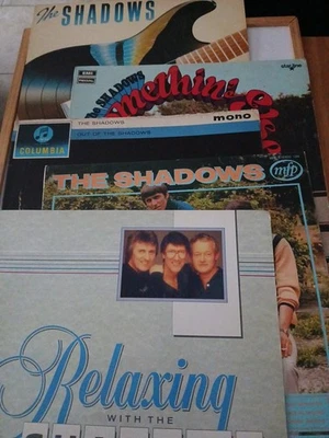 THE SHADOWS JOB LOT OF FIVE VINYL ALBUMS BY THE SHADOWS FREE UK DELIVERY  - Image 1 of 4