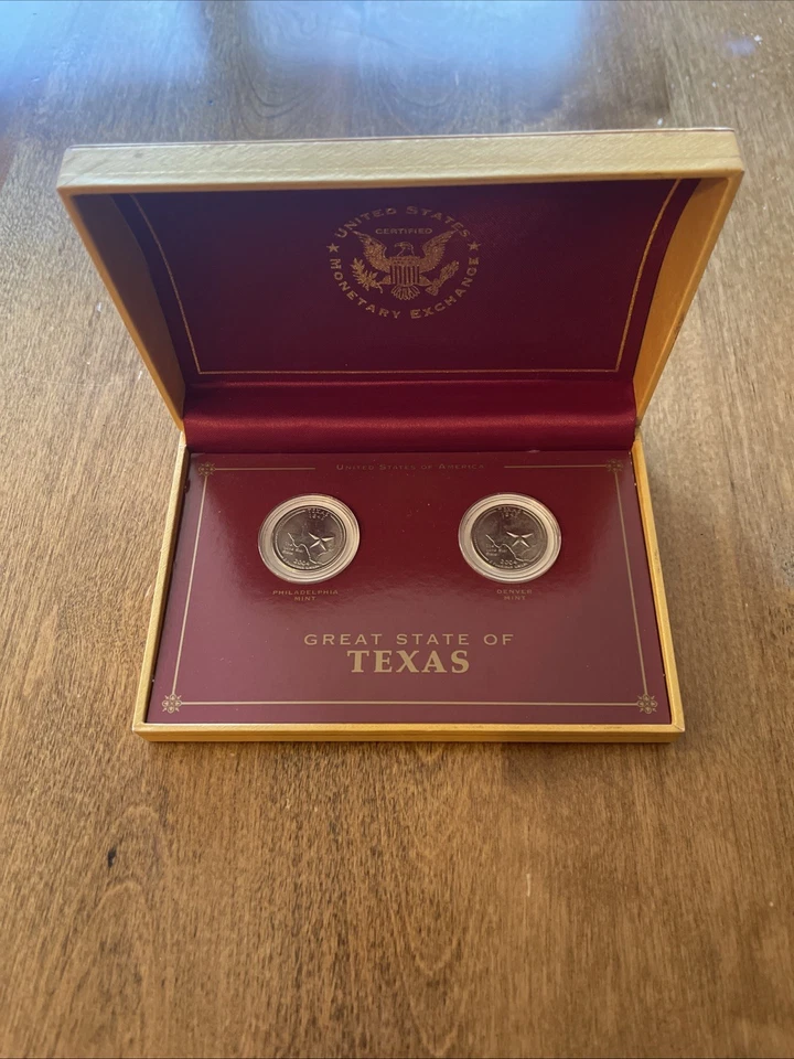 Texas 2004 State Quarter Commemorative Boxed Set P & D - Image 1 of 1