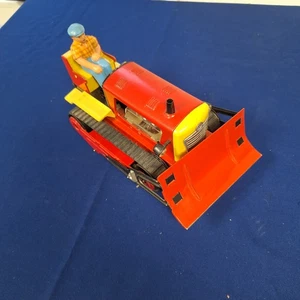 Altes Raupenfahrzeug mit Fahrer MSB DDR Zeit - Bild 1 von 8