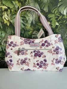 *Cath Kidston* FLORAL YORK BAG. NEW WITH TAGS. - Picture 1 of 14