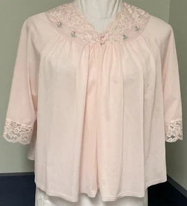 Chaqueta de cama vintage Shadowline de nailon con adornos de encaje rosa claro talla mediana - Imagen 1 de 6