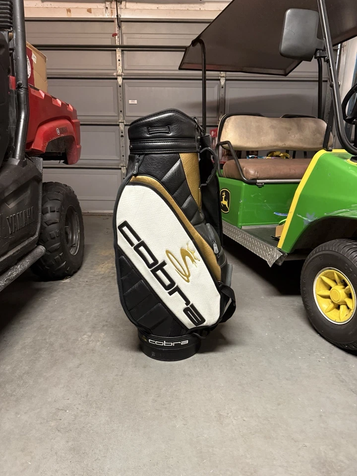 Bolsa de golf King Cobra Pro con soporte divisor de 6 vías Foto 1 de 4