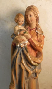 Madonna Maria & Jesuskind Holz geschnitzt Figur Statue klein 5,5" hält TRAUBEN - Bild 1 von 8