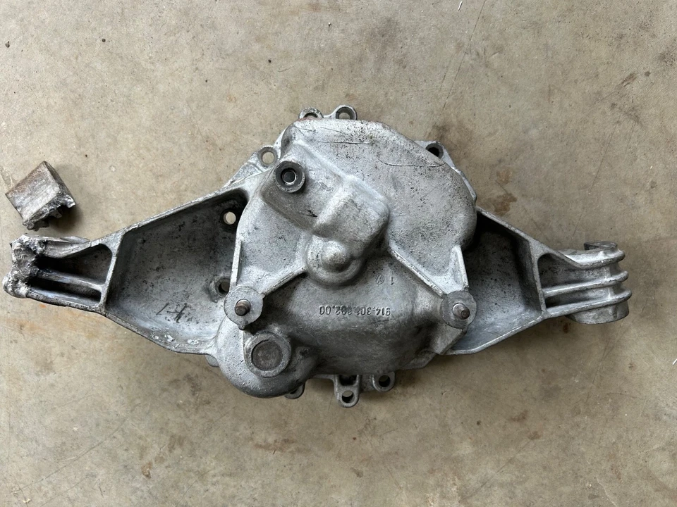 cono trasero para Porsche 914 transeje Foto 1 de 1