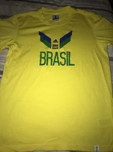 T-shirt BRASIL FIFA WORLD CUP calcio 2014 ADIDAS uomo PICCOLA gialla RARA - Foto 1 di 5